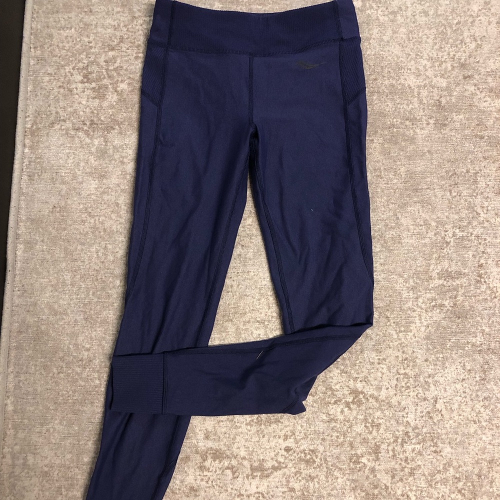 Purple running leggings